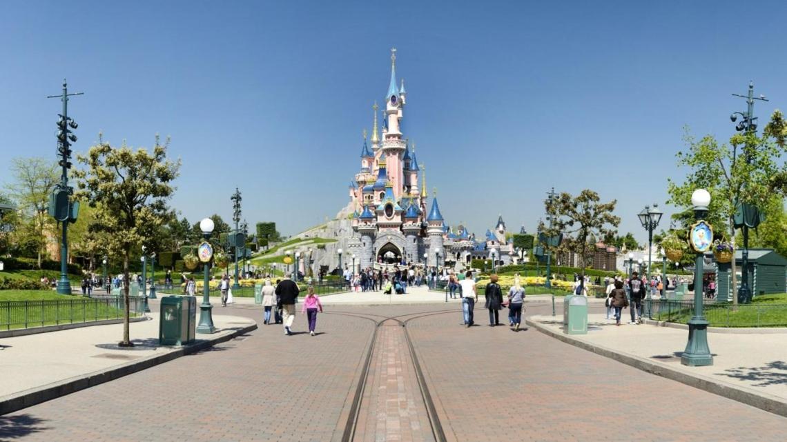 Très beau studio proche de Disneyland et de Paris Ozoir-la-Ferrière Extérieur photo